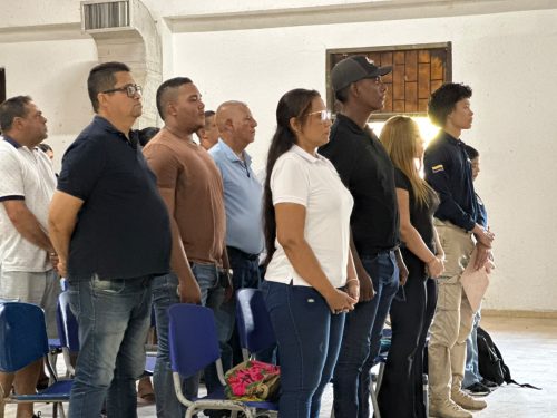Ciudadanos participan en encuentros comunitarios contra el delito en Cartagena