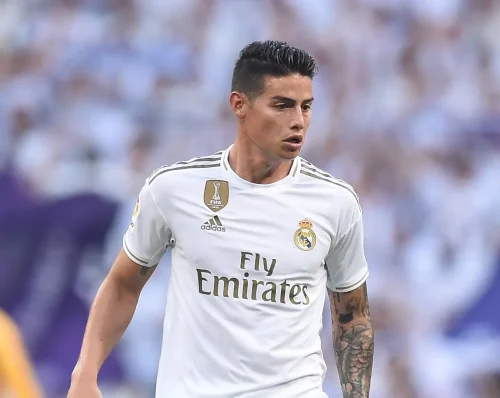 James con la camiseta del Real Madrid