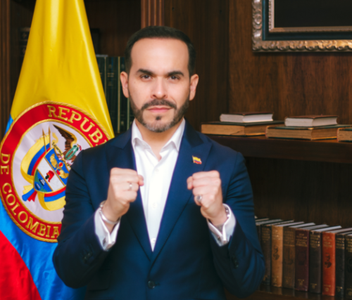 Abelardo De La Espriella presidente electo 2026 celebrando victoria