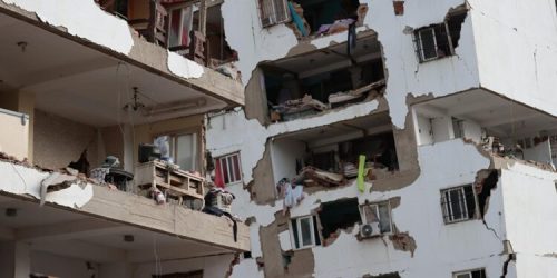 Dos terremotos en Venezuela dejan más de 235 muertos entre edificios destruidos