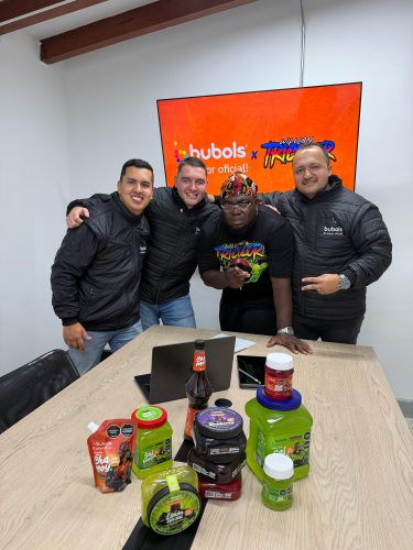 William Tricolor lanza línea de chamoy con Bubols