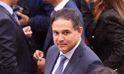 Honorio Henríquez presidente del Senado durante la elección.